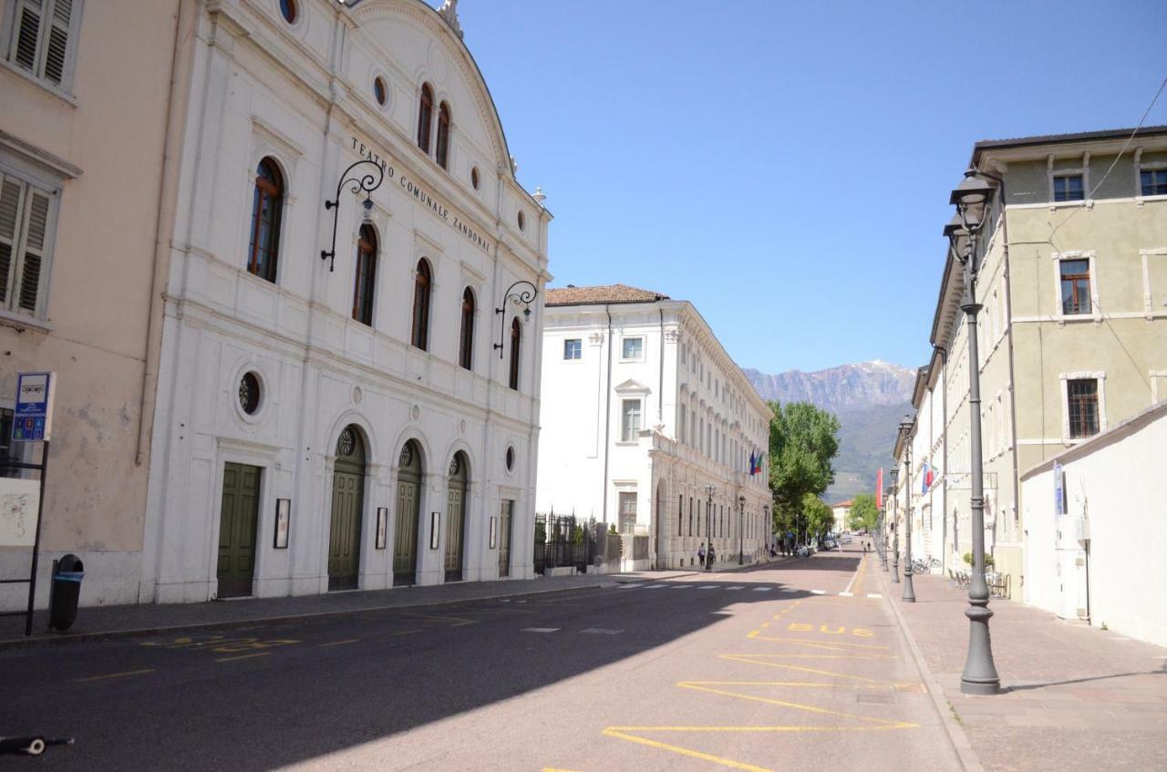 B&B Corte Santa Maria Rovereto  Exteriér fotografie